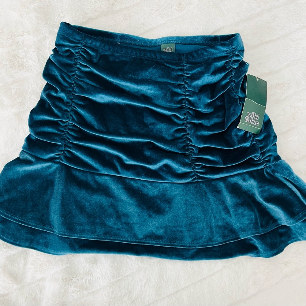 NEW TARGET SKIRT